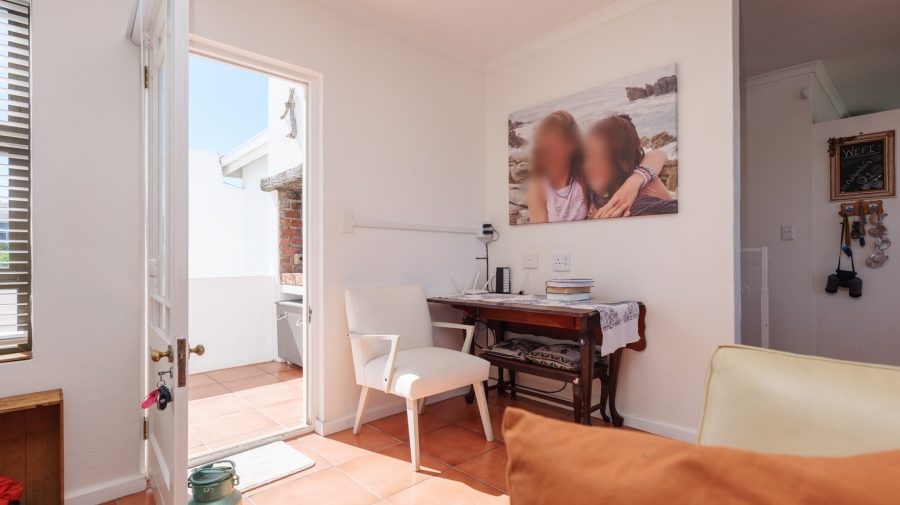 4 Bedroom Property for Sale in Oceanview Heights Western Cape